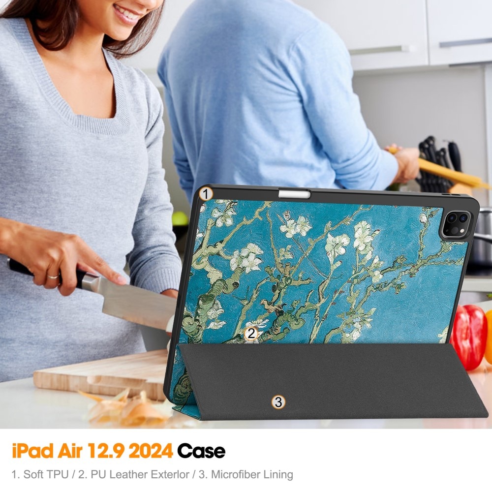 Cover Tri-Fold iPad Air 13 (2024) Fiori di ciliegio