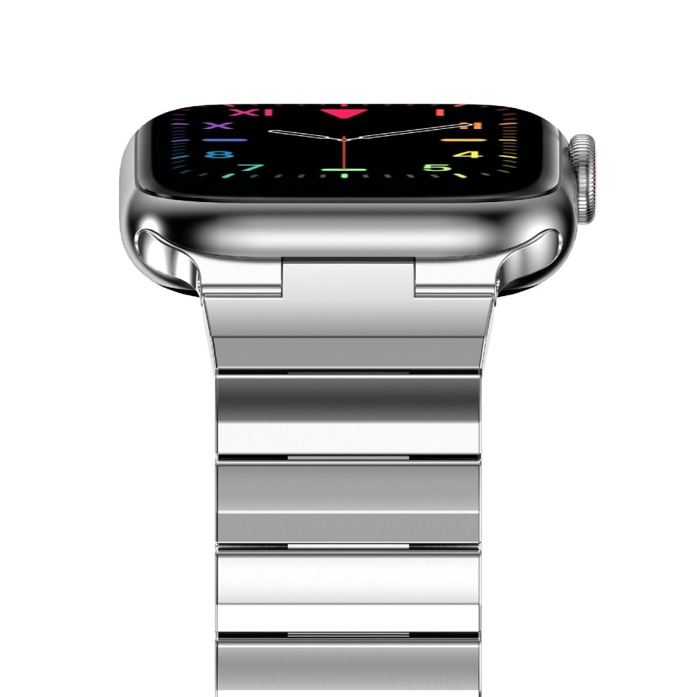 Bracciale a maglie Apple Watch SE 44mm d'argento