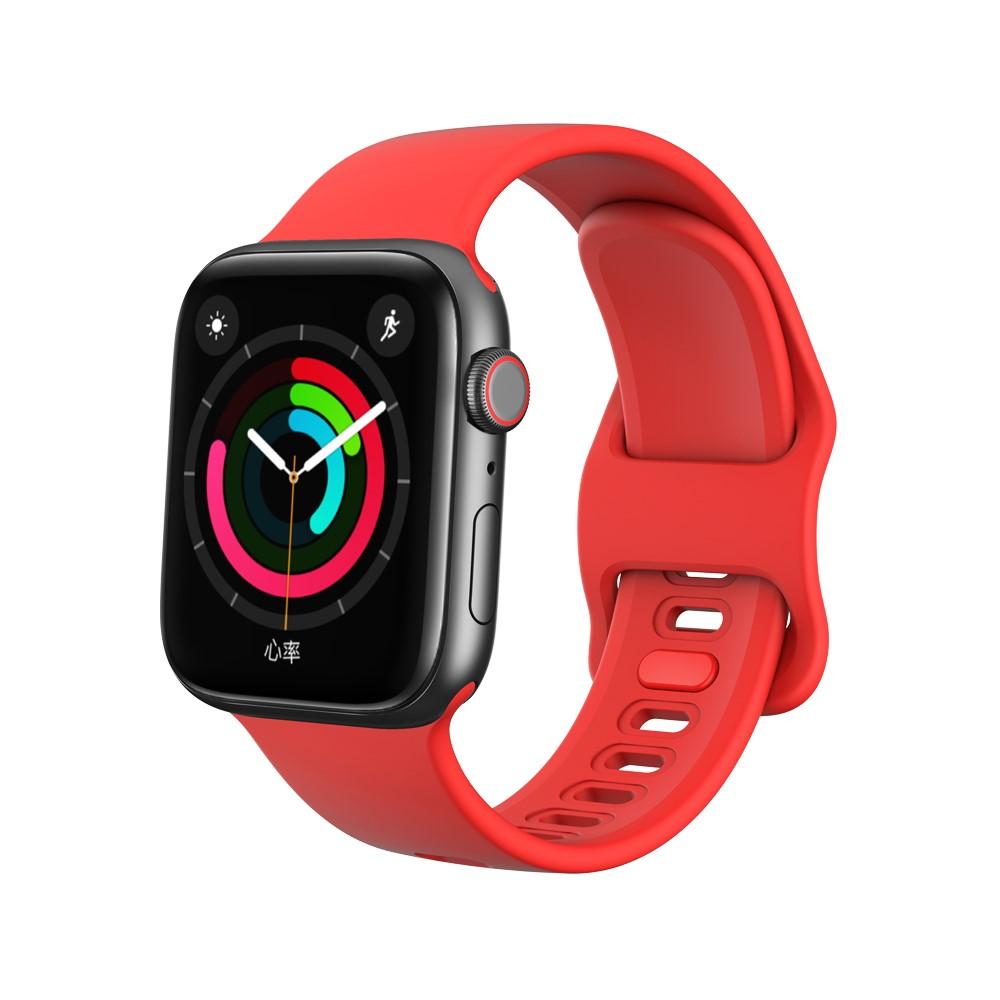 Cinturino in silicone per Apple Watch 45mm Series 7 rosso