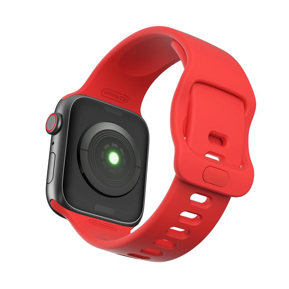 Cinturino in silicone per Apple Watch 45mm Series 7 rosso